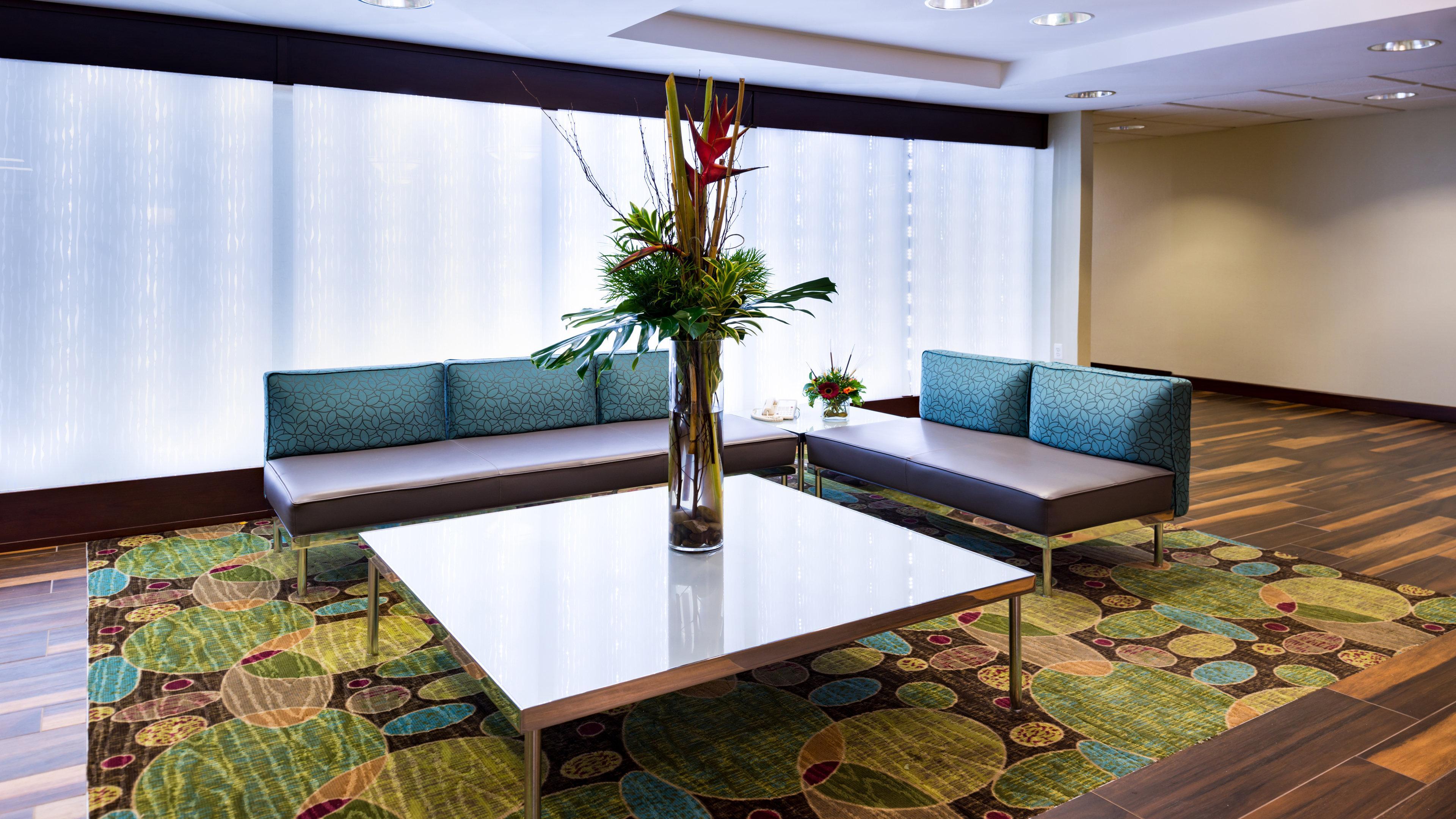 Holiday Inn Hotel & Suites Warren By Ihg Exterior foto